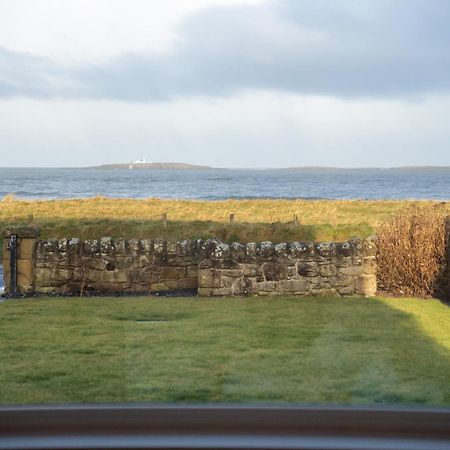 Seaview House Villa Seahouses Exterior photo