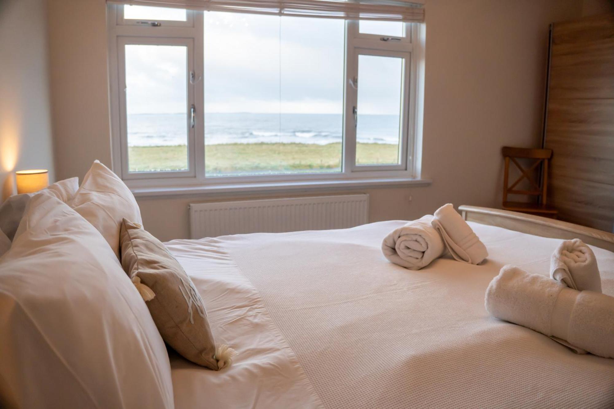 Seaview House Villa Seahouses Exterior photo
