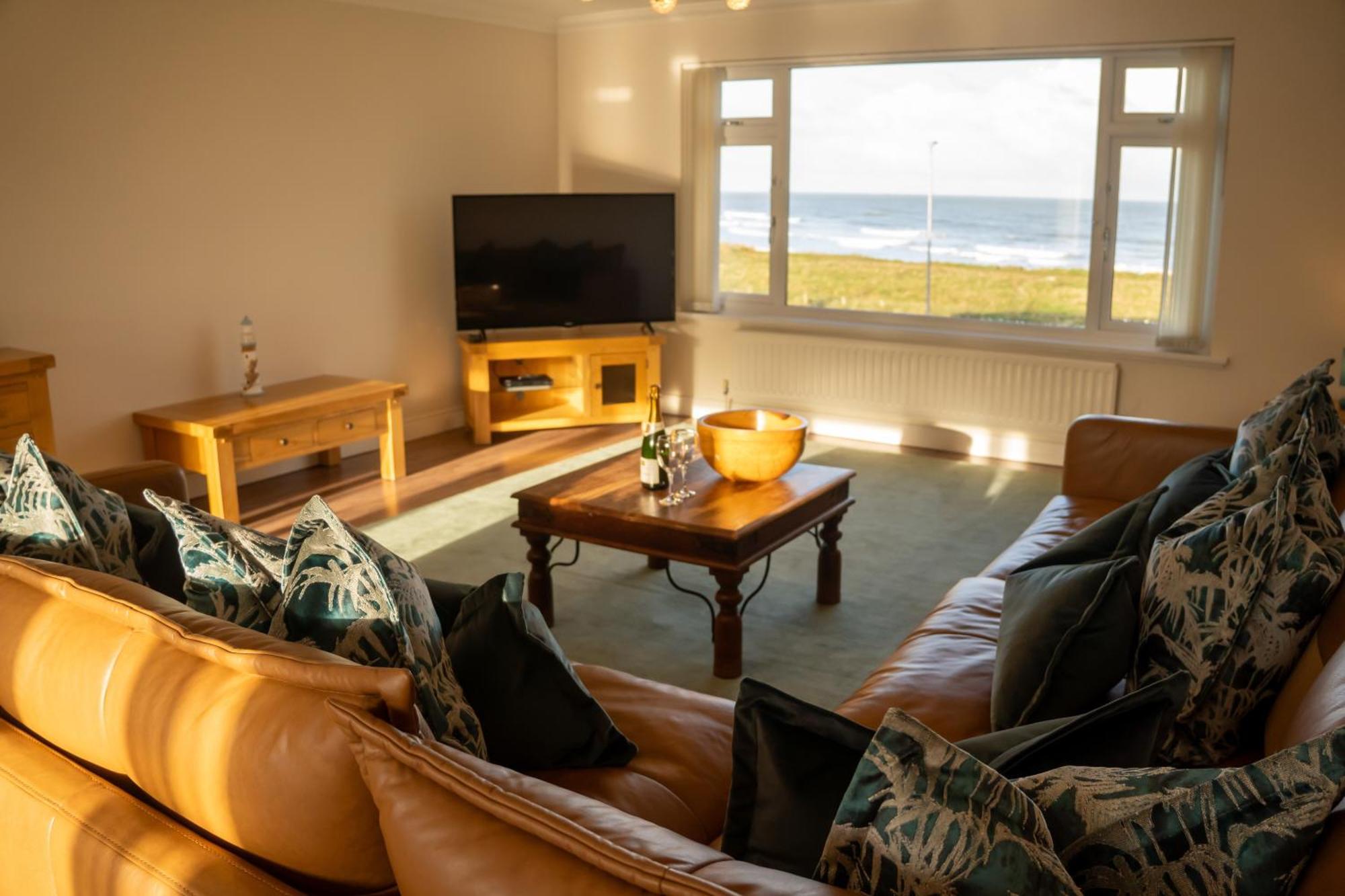 Seaview House Villa Seahouses Exterior photo