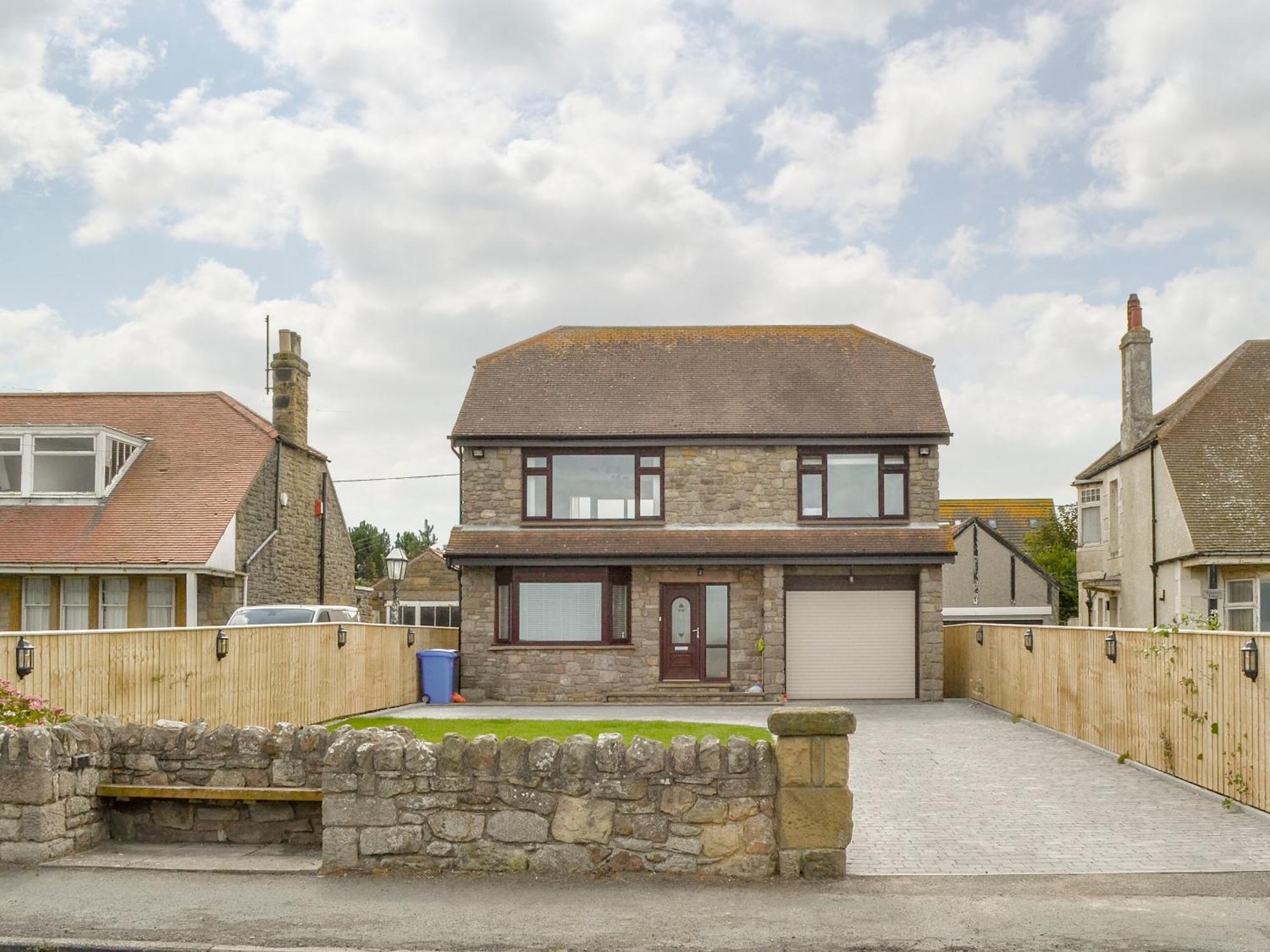 Seaview House Villa Seahouses Exterior photo